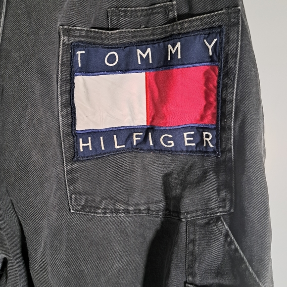 Y2K Vintage Tommy Hilifiger Black Denim Shorts Size 36 - Picture 5 of 10